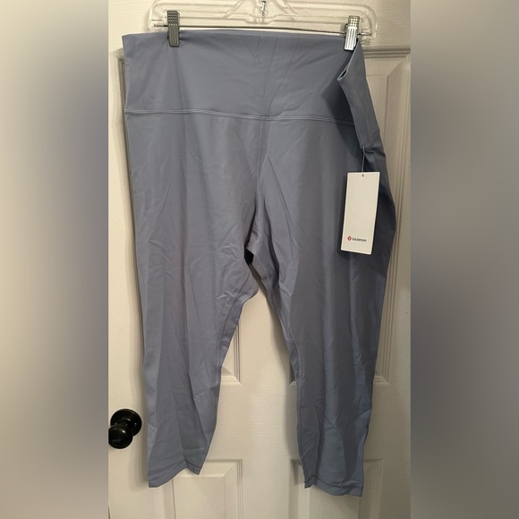 NWT Lululemon Align HR 25”